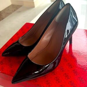 Vince Camuto black patent leather pumps